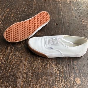Vans Authentic - canvas white w/gum sole